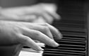 Tim Lapthorn's fingers on the piano - Arnie Somogyi in Clare Cellars