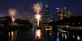 New Year's Eve fireworks - Yarra River, Melbourne - New Year's Eve in Melbourne, 31 December 2006